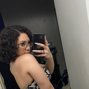 Meet your Posher, Yovi